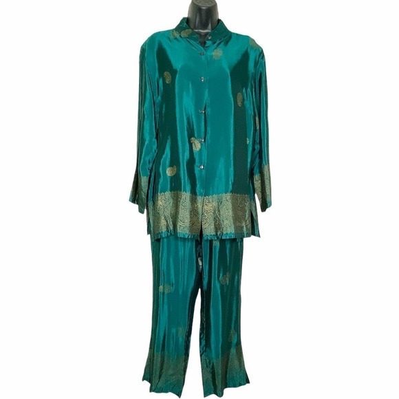 CHAMPAGNE Collections by All That Glitter Teal & Gold Embroidered Pajama Set - Picture 3 of 15